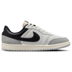 NIKE Air Jordan Skyline Low Sneaker Damen 101 - summit...