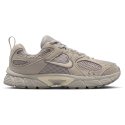 NIKE V5 Runner Suede Sneaker Kinder 201 - moon particle/lt orewood brn 28