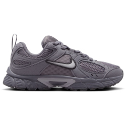NIKE V5 Runner Suede Sneaker Kinder 001 - pencil point/atmosphere grey 31