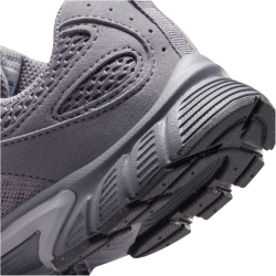 NIKE V5 Runner Suede Sneaker Kinder 001 - pencil point/atmosphere grey 31