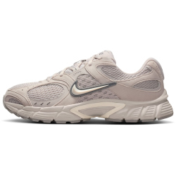 NIKE V5 RNR Sneaker Damen 201 - moon particle/lt orewood brn 36