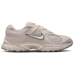 NIKE V5 RNR Sneaker Damen 201 - moon particle/lt orewood brn 36