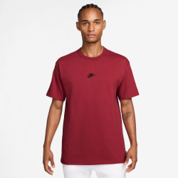NIKE Sportswear Premium Essentials T-Shirt Herren 613 - team crimson M