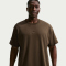 NIKE Sportswear Premium Essentials T-Shirt Herren 212 - dark hazel S