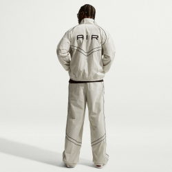 NIKE Sportswear Air Windrunner Trainingsjacke Herren 072 - light bone M