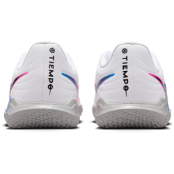 NIKE Jr. Tiempo Maestro Club IC Fußballschuhe Kinder 146 - white/black-racer blue-pink blast 32