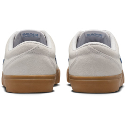 NIKE Charge Suede Sneaker Herren 005 - vast grey/court blue-gum light brown 39