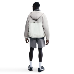 NIKE Windrunner Storm-FIT Kapuzenjacke Herren 012 - lt iron ore/sail/sail M