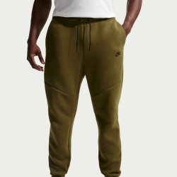 NIKE Tech Fleece Jogginghose Herren 368 - olive flak/black XS