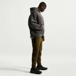 NIKE Tech Fleece Jogginghose Herren 368 - olive flak/black XS