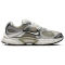 NIKE V5 RNR Sneaker Damen 301 - spruce fog/summit white-metallic silver 35.5