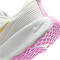 NIKE Legend Essential 4 Fitnessschuhe Damen 010 - vast grey/metallic gold-lt magenta 38