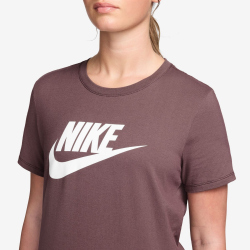 NIKE Sportswear Essentials Logo T-Shirt Damen 502 -...