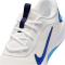 NIKE Omni Multi-Court Hallenschuhe Kinder 108 - summit white/game royal-midnight navy 36.5
