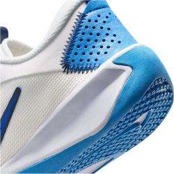 NIKE Omni Multi-Court Hallenschuhe Kinder 108 - summit white/game royal-midnight navy 38