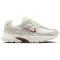 NIKE Initiator Sneaker Damen 007 - light bone/tattoo-phantom 38.5