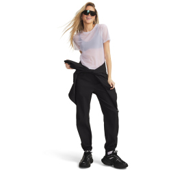 UNDER ARMOUR Unstoppable Woven Jogginghose Damen 008 -...