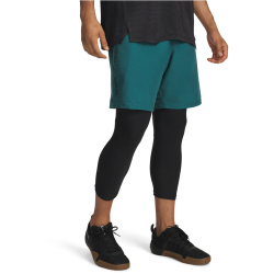 UNDER ARMOUR Woven Shorts Herren 338 - rack green/black S