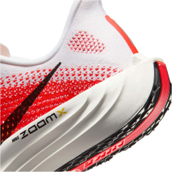 NIKE Pegasus Plus Laufschuhe Herren 103 - white/black-bright crimson-topaz gold 39