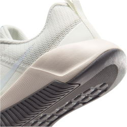 NIKE MC Trainer 3 Fitnessschuhe Damen 120 - sail/white-chalk-pencil point 40.5