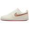 NIKE Court Vision Low-Top Sneaker Damen 119 - sail/mtlc red bronze-rose gold 42.5