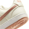 NIKE Court Vision Low-Top Sneaker Damen 119 - sail/mtlc red bronze-rose gold 42.5
