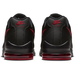 NIKE Air Max Invigor Sneaker Herren 006 - black/team crimson 39