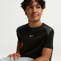NIKE Sportswear City Utility T-Shirt Kinder 010 -...
