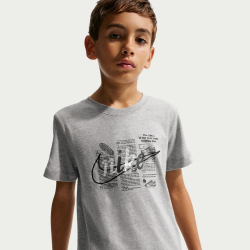 NIKE Sportswear Club T-Shirt Kinder 063 - dk grey heather S (128-137 cm)