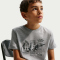 NIKE Sportswear Club T-Shirt Kinder 063 - dk grey heather S (128-137 cm)