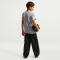 NIKE Sportswear Club T-Shirt Kinder 063 - dk grey heather S (128-137 cm)