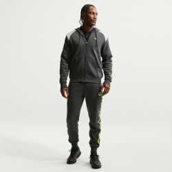 NIKE Sportswear Club Jogginghose Herren 070 - dk smoke grey/dk smoke grey S