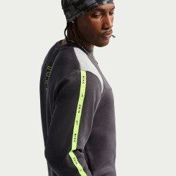 NIKE Sportswear Club Crew Neck Sweatshirt Herren 070 - dk smoke grey/lt smoke grey XS