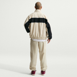 NIKE Sportswear Club Lightweight Trainingsjacke Herren...