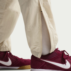 NIKE Sportswear Club Trainingshose Herren 229 - lt...