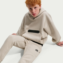 NIKE Sportswear Tech Fleece Jogginghose Jungen 240 - cream ii/black/black XS (122-128 cm)