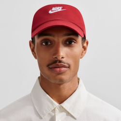 NIKE Club Futura Wash Cap 613 - team crimson/white M/L