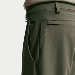 NIKE 24.7 PerfectStretch Dri-FIT Chino Hose Herren 325 - cargo khaki/sequoia W28/L32