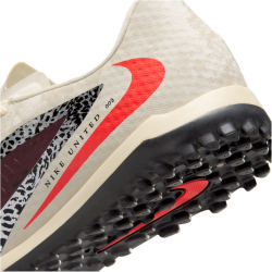 NIKE Phantom 6 Academy NIKE United 3 TF Multinocken-Fußballschuhe