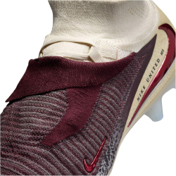NIKE Phantom 6 High Elite NIKE United 3 FG Fußballschuhe
