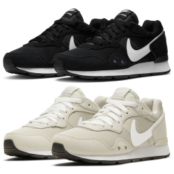 NIKE Venture Runner Sneaker Damen