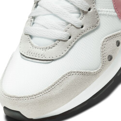 NIKE Venture Runner Sneaker Damen white/pink glaze-platinum tint 44