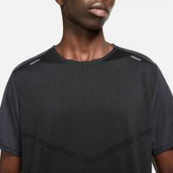 NIKE Rise 365 Run Division Laufshirt black/black/reflective silv XXL