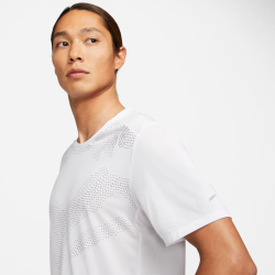 NIKE Dri-FIT Run Division Rise 365 kurzarm Laufshirt Herren