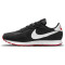 NIKE MD Valiant Freizeitschuhe Kinder black/white-dk smoke grey-university red 36