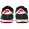 NIKE MD Valiant Freizeitschuhe Kinder black/white-dk smoke grey-university red 36