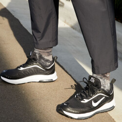 NIKE Air Max AP Sneaker Herren black/white-black-bright...