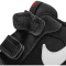 NIKE MD Valiant Baby-Sneaker black/white-dk smoke grey-university red 23.5