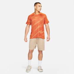 NIKE Dri-FIT Sport Clash kurzarm Trainings-Top Herren sport spice/lt cognac/total orange M