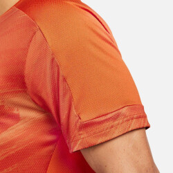 NIKE Dri-FIT Sport Clash kurzarm Trainings-Top Herren sport spice/lt cognac/total orange M